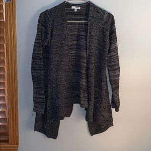 Cute black and grey knit cardigan!!